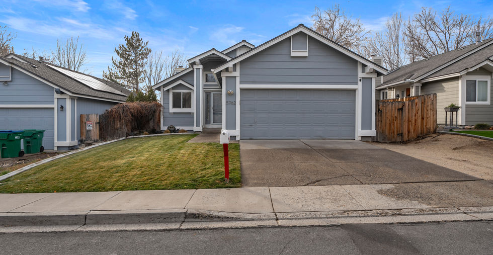 5762 Royal Vista Way