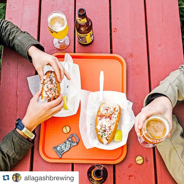 Bite into Maine Lobster Roll Food Truck Cape Elizabeth