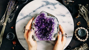 Mastering Crystal Energy Techniques: Your Guide to Harnessing Vibrations