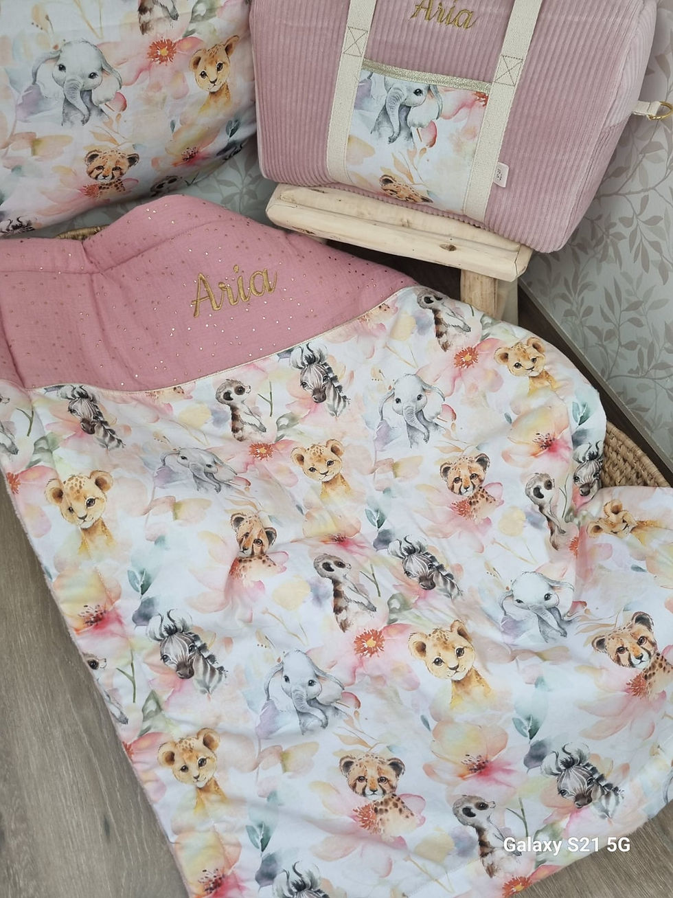 Couverture personnalisée bébé baby jungle rose