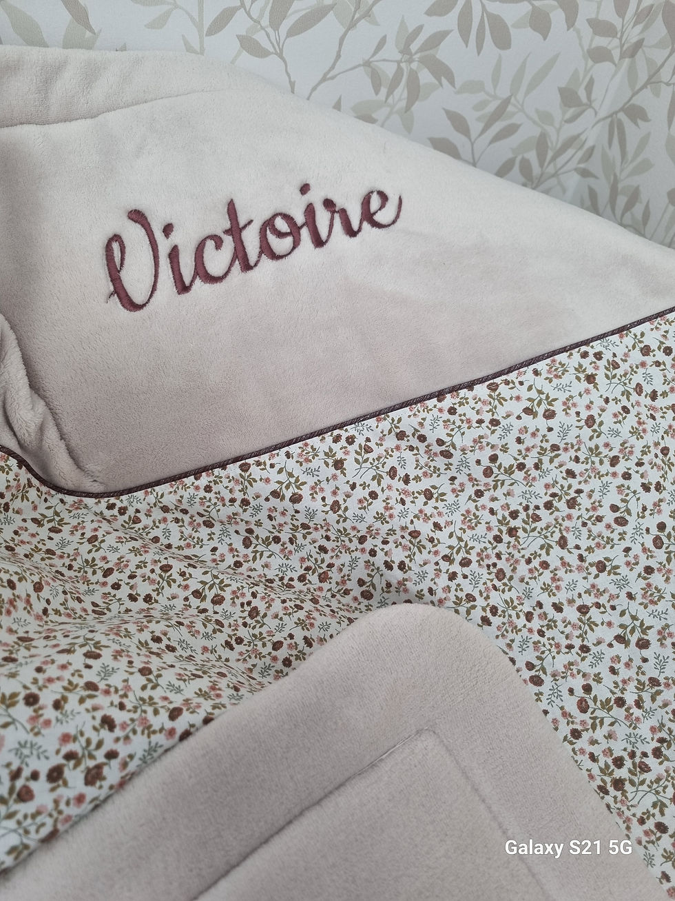 Miniature : Couverture personnalisée bébé éléonie beige