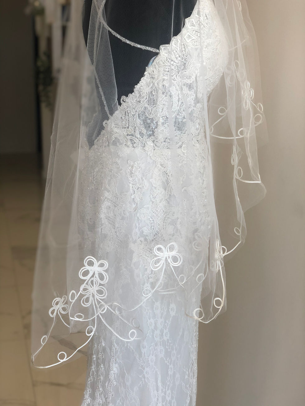 Thumbnail: CLEO -  Fingertip Length Wedding Bridal Veil