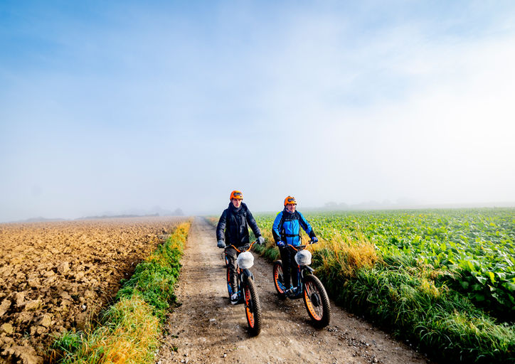 Découverte des plus beaux sites naturels et historiques de Dinant en trottinette électrique tout terrain avec guide.