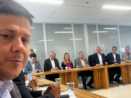 Adial participa da reunião do FCO