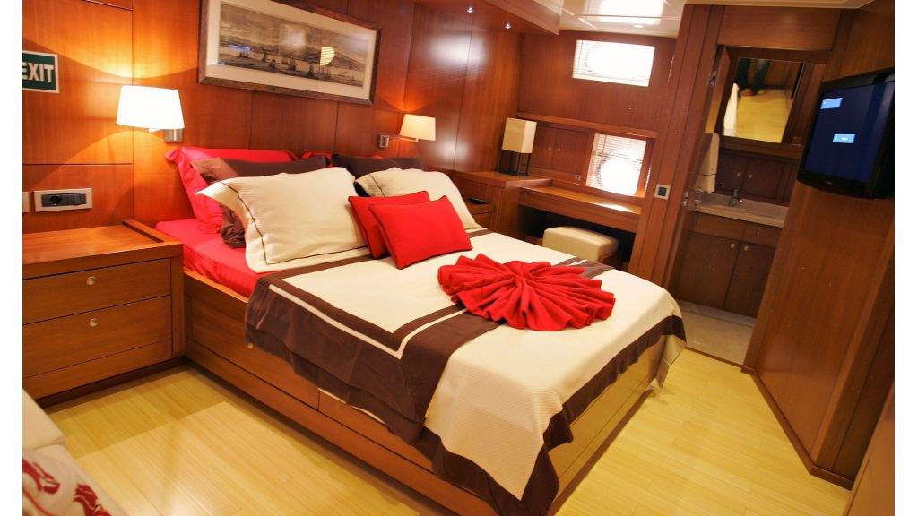 luxury-sailing-gulet-levantin-master-1024-576.jpg