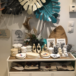 Des créations artisanales uniques en plâtre céramique : l’art délicat d’une créatrice passionnée