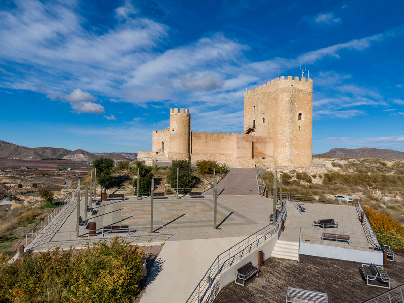 Castillo de Jumilla.jpg