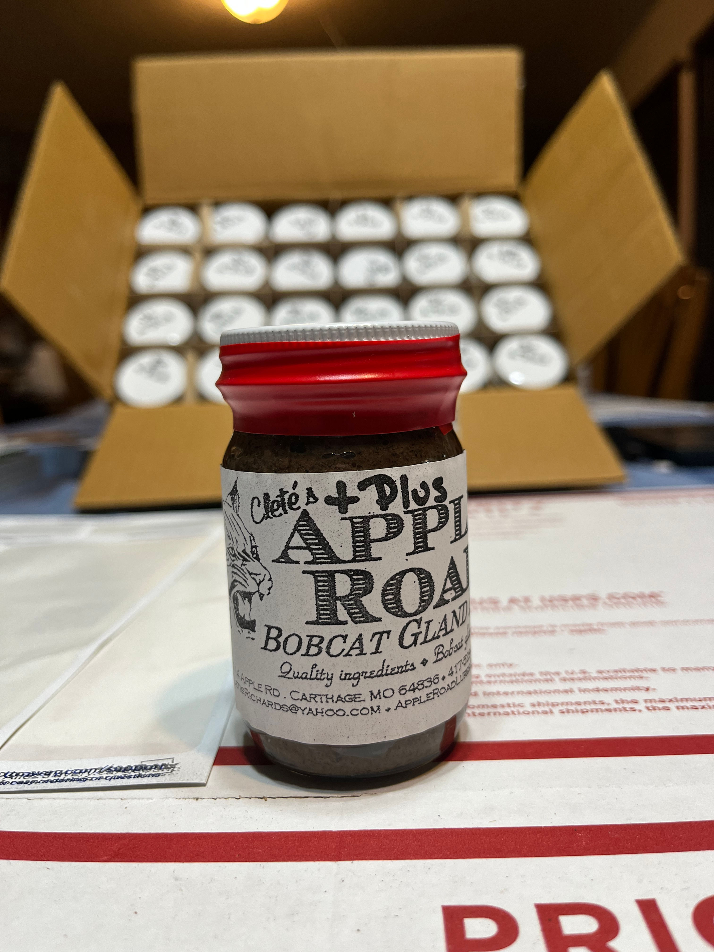 Apple Road Bobcat Gland Lure PLUS - 4 Ounces