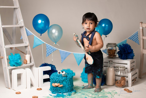 Cake Smash Photography