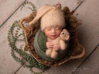 Newborn Photography Group Workshop Training Course