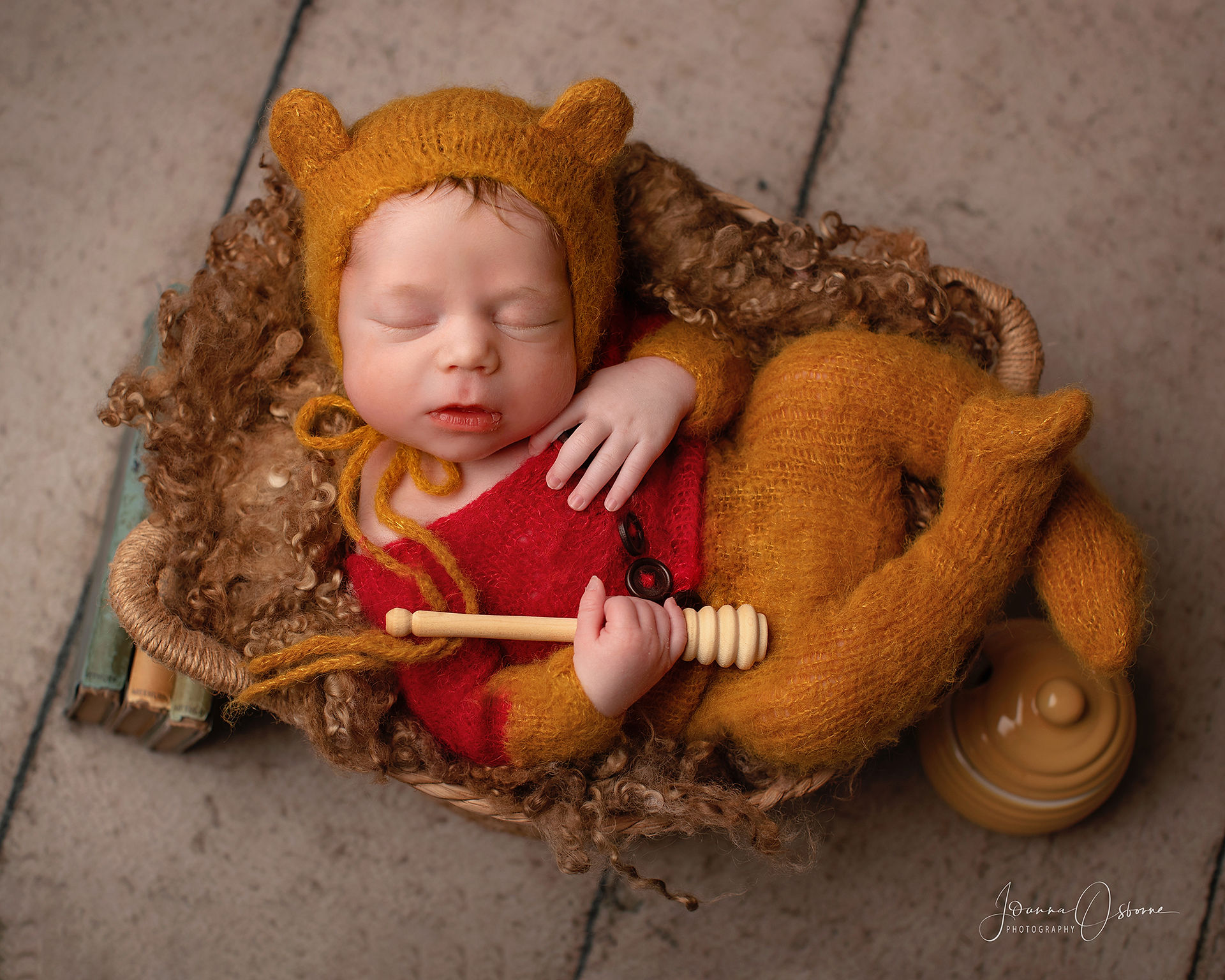 Newborn Photoshoot Swindon