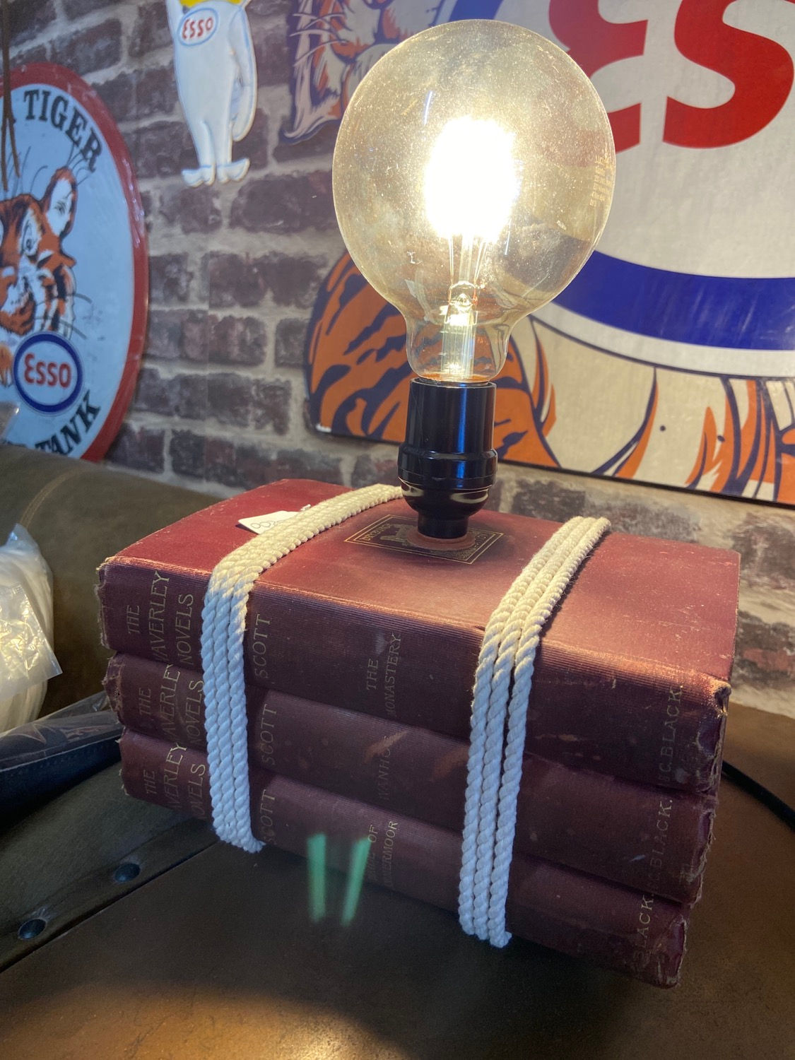 Book lamp 