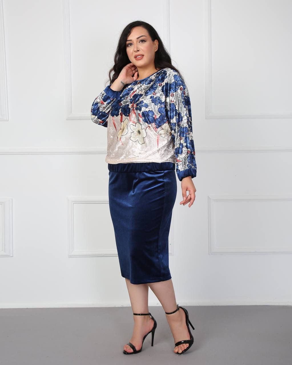 Women’s 2pcs Velvet Floral Print Top and Skirt Womenswear