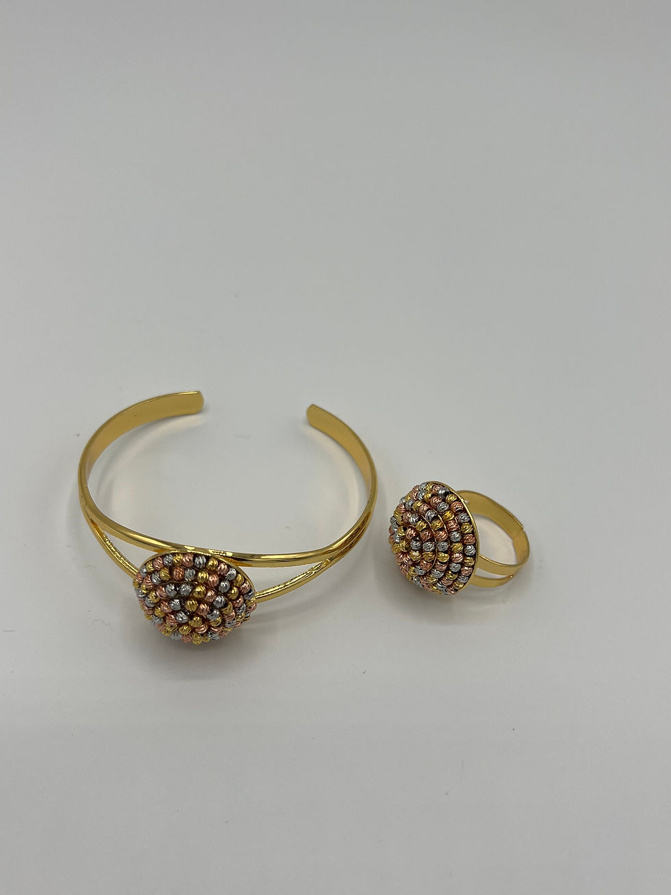 Miniaturebillede: Spiral Beads Non-Tarnish Gold Plated Trinity Jewellery Set