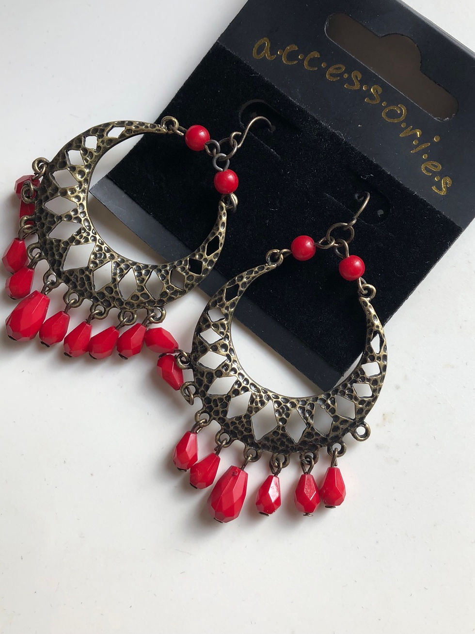 Миниатюра: Beaded Tear Drop Dangle  Earring