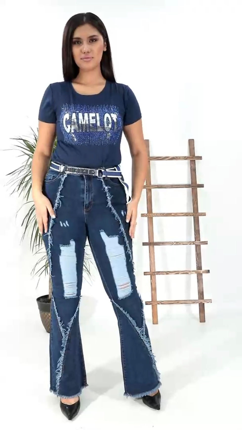 Miniatyrbild: Ripped Rhinstones Bootcut Dark Blue Denim