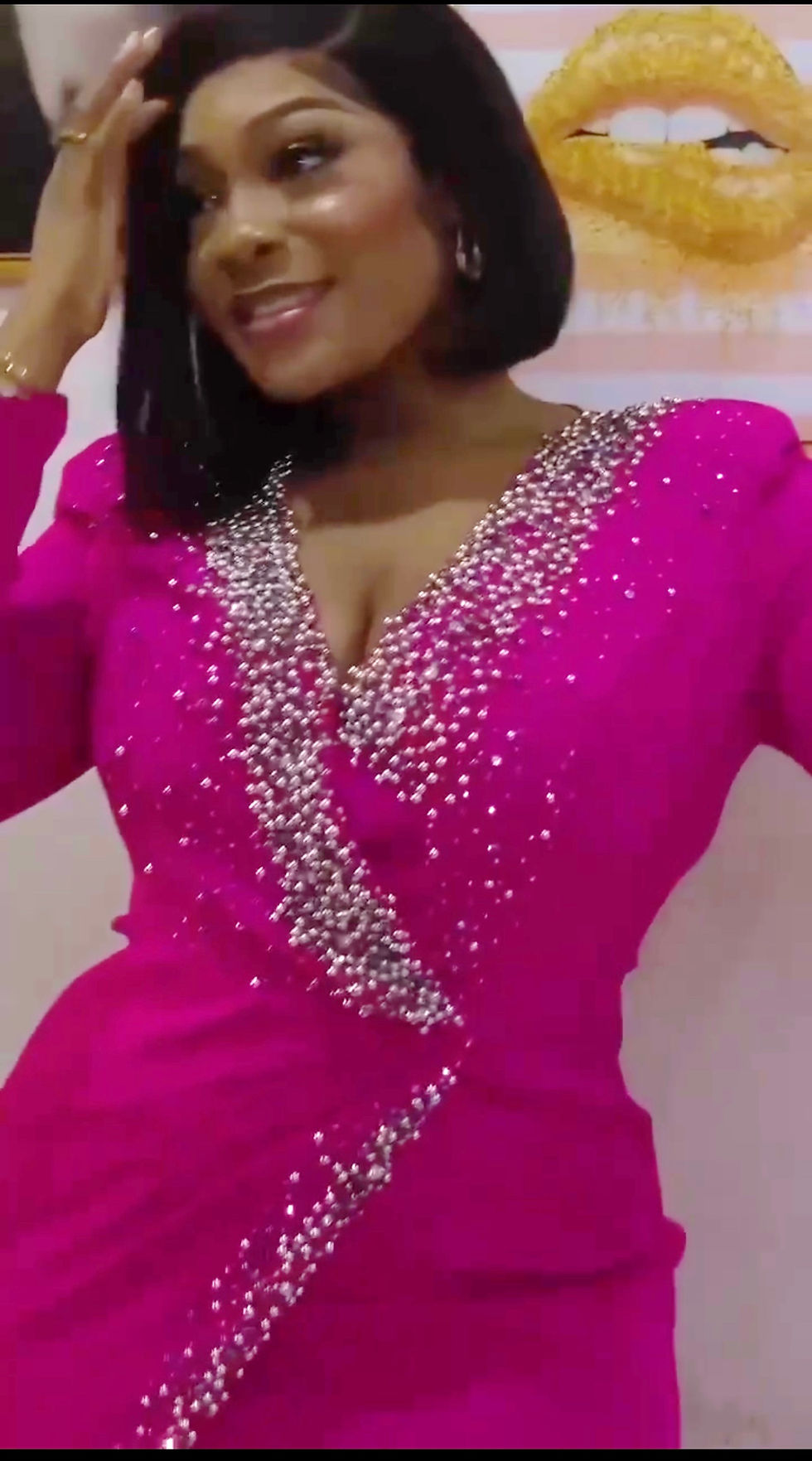 Miniaturebillede: Embellished Fuchsia Pink Long Sleeve Dress Womenswear
