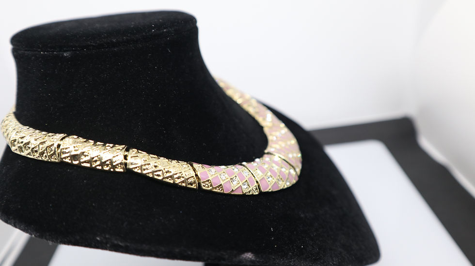Miniaturebillede: Diamond Shape Detail Diamante Crystal Necklace and Earring Costume Jewellery Set