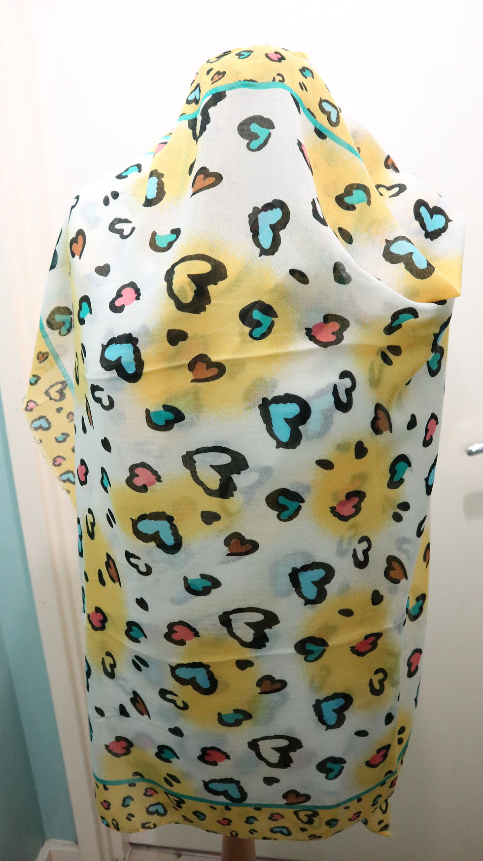 Миниатюра: Yellow Playful Heart Print Frayed Scarf