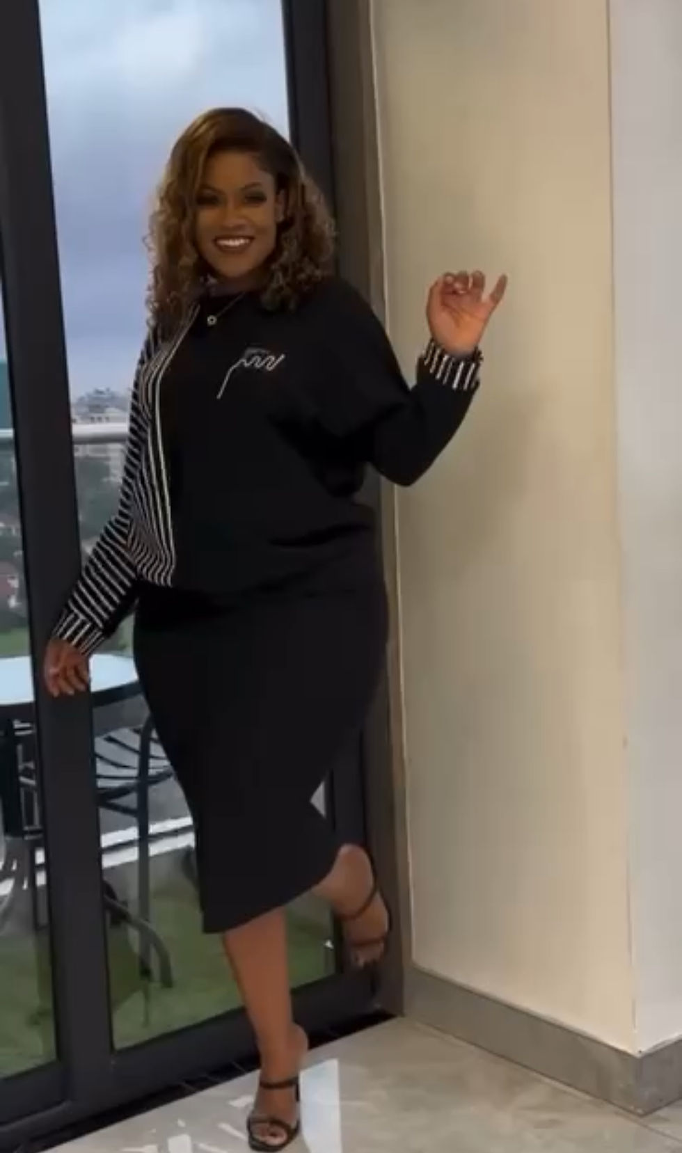 Miniatura: Women 2pcs Skirt and Long Sleeves Top Casual Outfit