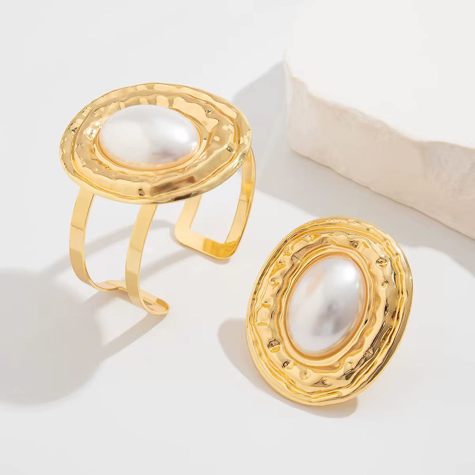 Thumbnail: Exaggerated Big Inlay Imitated Pearl Ring and Cuff Bangle Set Jewel For Women 