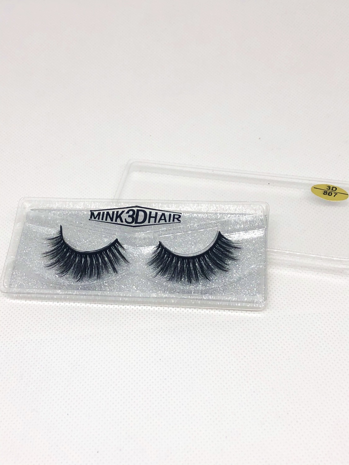Миниатюра: SilverLashes 3D Mink Hair Natural Looking Eyelashes