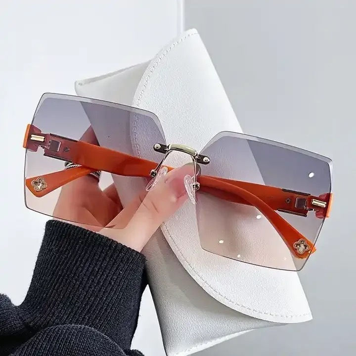 Miniatura: Square Rimless Women’s Sunglasses