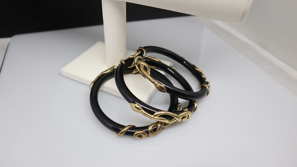 Миниатюра: Black Crystal Animal Detail Bangle Womenswear