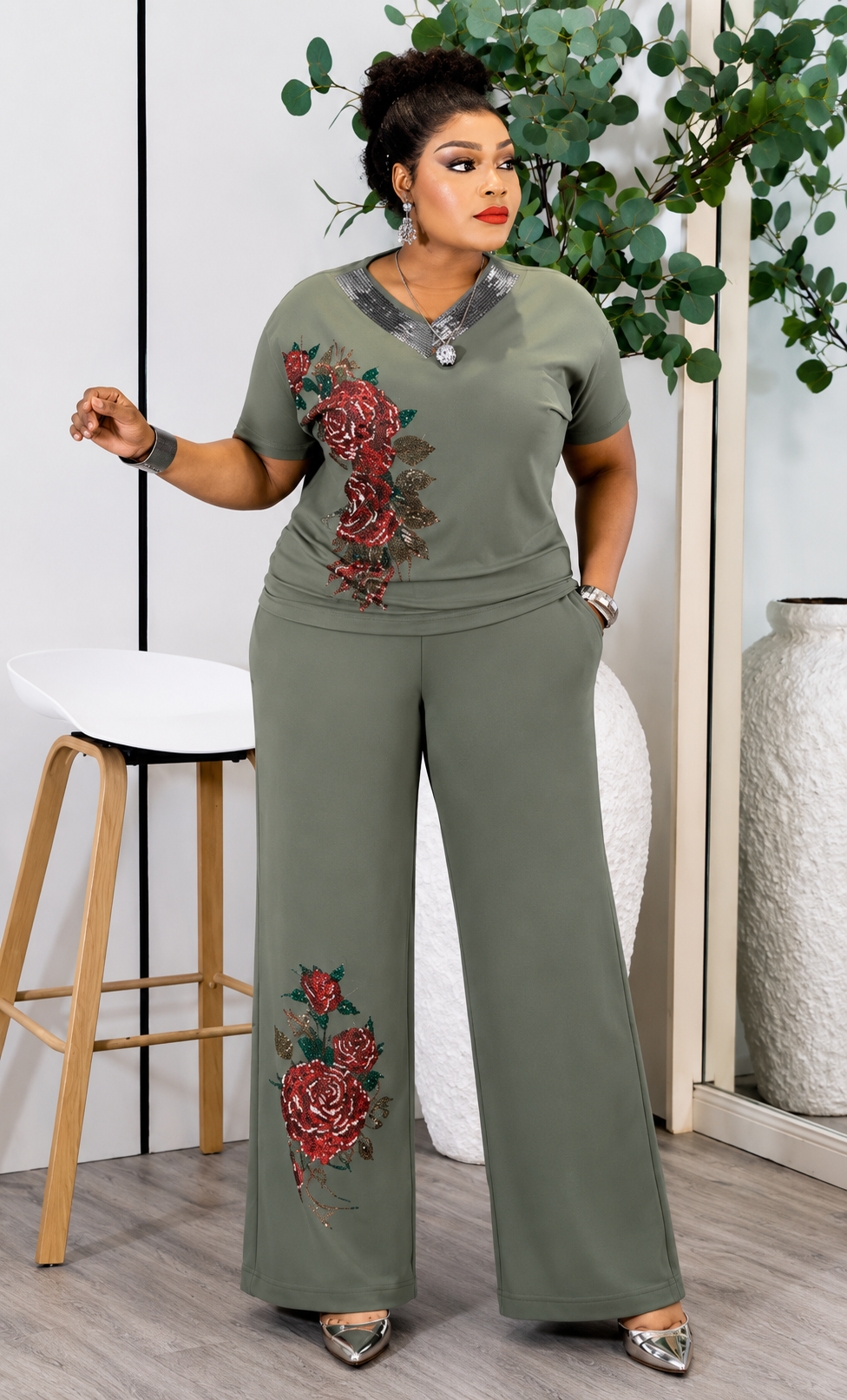 Miniaturebillede: Women's Floral Embellished Two-Piece Trouser Set Elegant Wide Leg Co-Ord Outfit