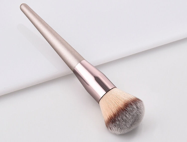 Thumbnail: 10pcs Professional Champagne Color Makeup Brush Set