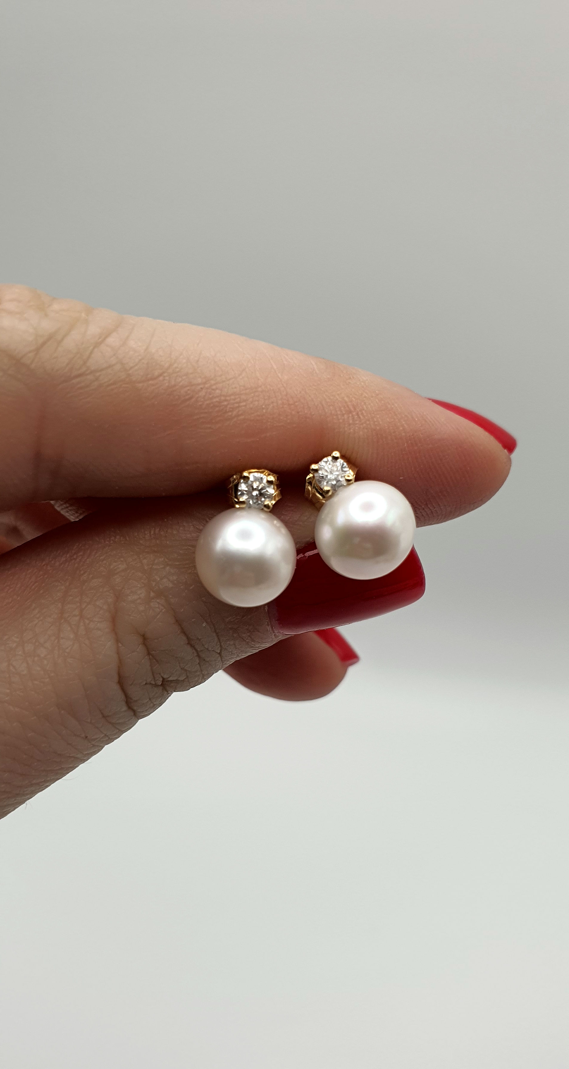 18k Solid Gold Natural Diamond Pearl Earrings