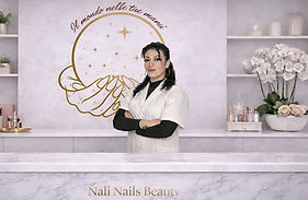 Nali Nails Beauty e il suo stile (2)_edited_edited.jpg