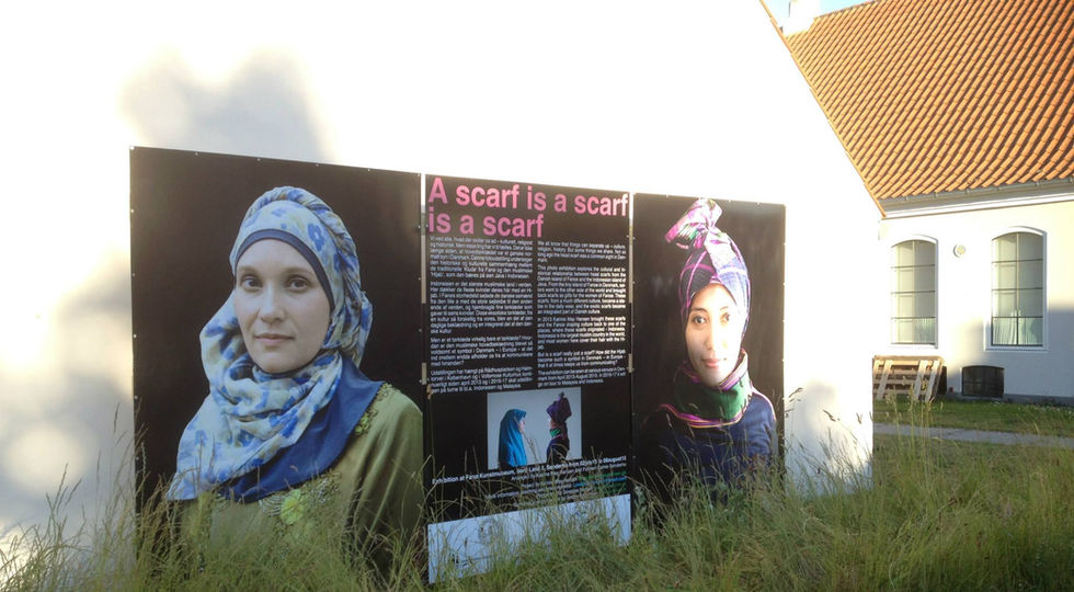 A scarf is a scarf udstilling i Sønderho