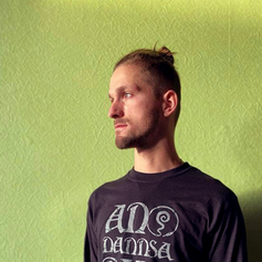 Long Sleeve Black An Dannsa Screen Printed Ts