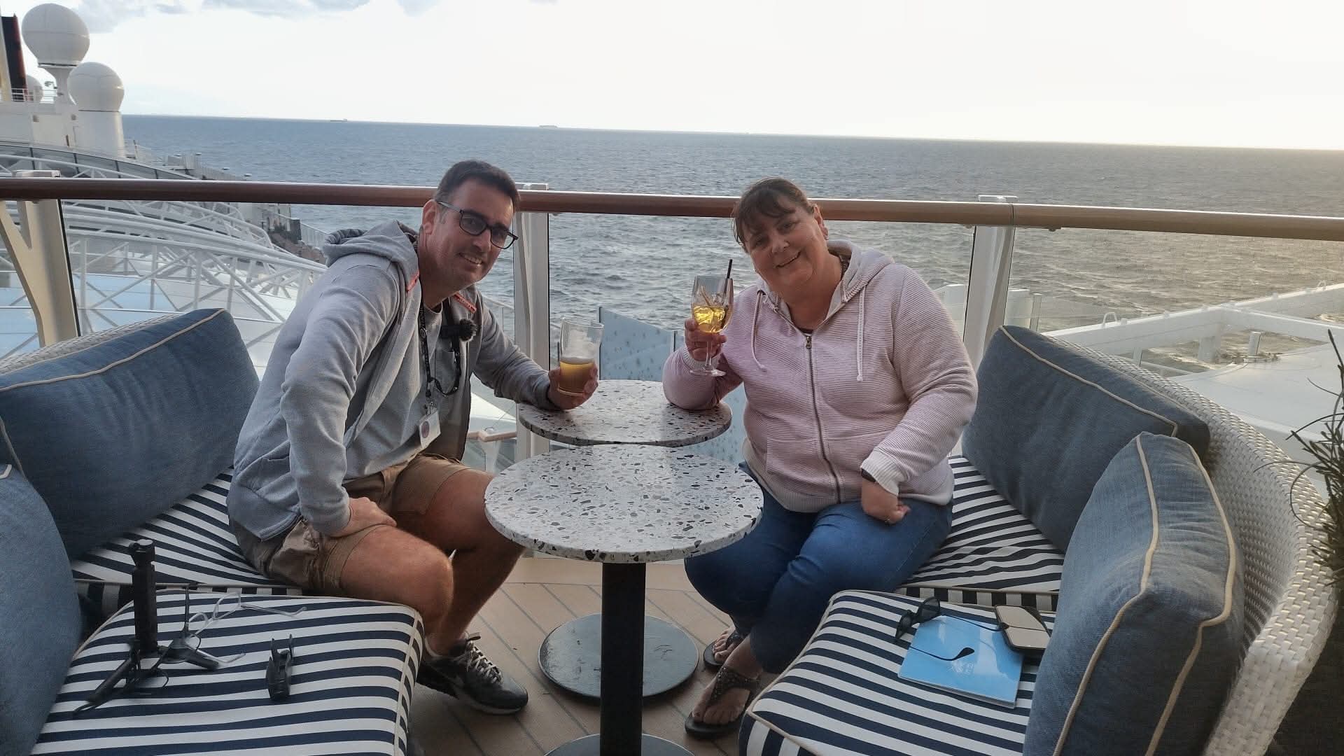 Writer: Empty Nest Escapes