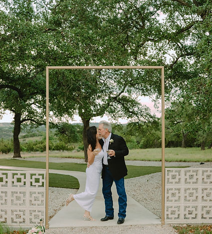 Johnson City elopement at Mae's Ridge 