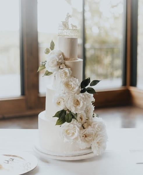 Luxury wedding cake designed by Ashton Marie Cakes, LLC in Midlothian, TX