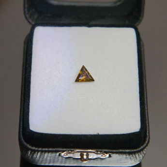 Thumbnail: SPH104GD Golden Sphene - TOP GEM