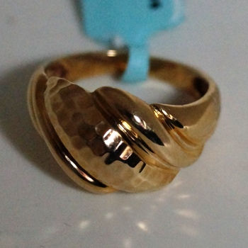 Thumbnail: 10KYDOME1 Women's Classic Diamond Cut Dome Ring