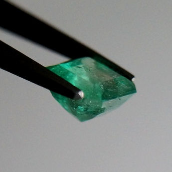Thumbnail: EMD182G COLOMBIAN EMERALD