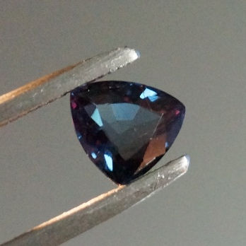 Thumbnail: GAR126CC Color Changing Garnet