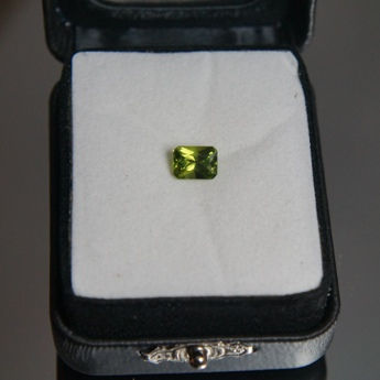 Thumbnail: PER182G Arizona Peridot