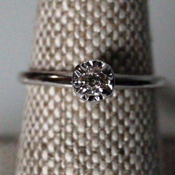 Thumbnail: 14KW015WDR Ladies Diamond Ring