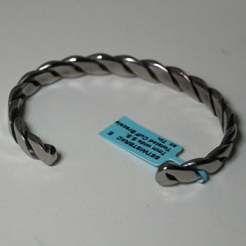 Thumbnail: SSTWISTBRAC Estate Twisted Cuff Bracelet