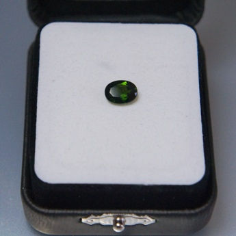 Thumbnail: CDP190DG Dark Green Chrome Diopside