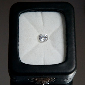 Thumbnail: ZIR226W Natural White Zircon