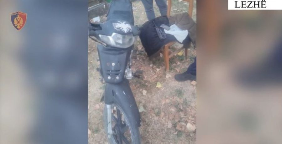 FSHATI DAJÇ; LEZHË | ARBEN LEKA U ARRESTUA; QARKULLONTE ME MOTOMJET PA TARGA I ARMATOSUR ME ARMË ZJARRI AUTOMATIKE.