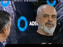 ABU DAHBI | KRYEMINISTRI EDI RAMA I HOQI DAJAK GAZETARIT GREK; I THA SE JU GREKËT JENI HAJDUTË (VIDHNI ME FATURA DUKE SHTUAR DHE HEQUR ZERO) DHE SE NUK KENI LIDHJE AS ME PLATONIN AS ME ARISTOTELIN.