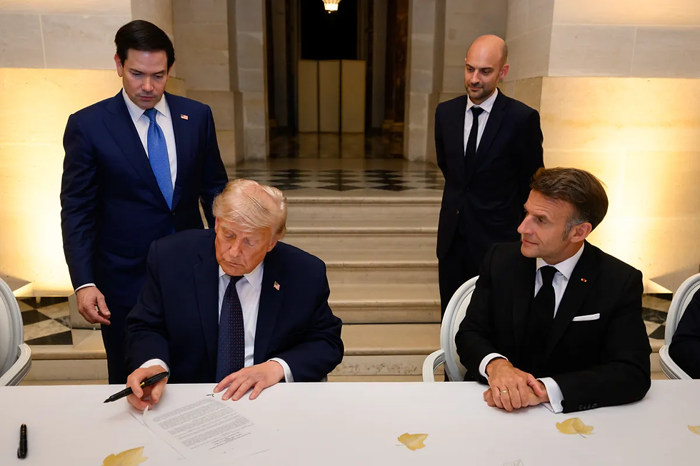 PRESIDENTI DANLLD TRAMP (DONALD TRUMP): JAM SHUMË I LUMTUR QË NDODHEM NË VERSAJË.