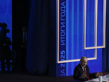 PRESIDENTI VLADIMIR PUTIN THA SE PRESIDENTI DANLLD TRAMP (DONALD TRUMP) PO BËN PËRPJEKJE SERIOZE PËR T'I DHËNË FUND KONFLIKTIT.